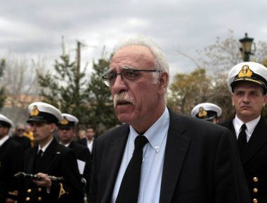 Δ.Βίτσας: «Στα τέλη καλοκαιριού θα φύγουμε από την μνημονιακή περίοδο» - Τι δήλωσε για F-16 και πυρομαχικά